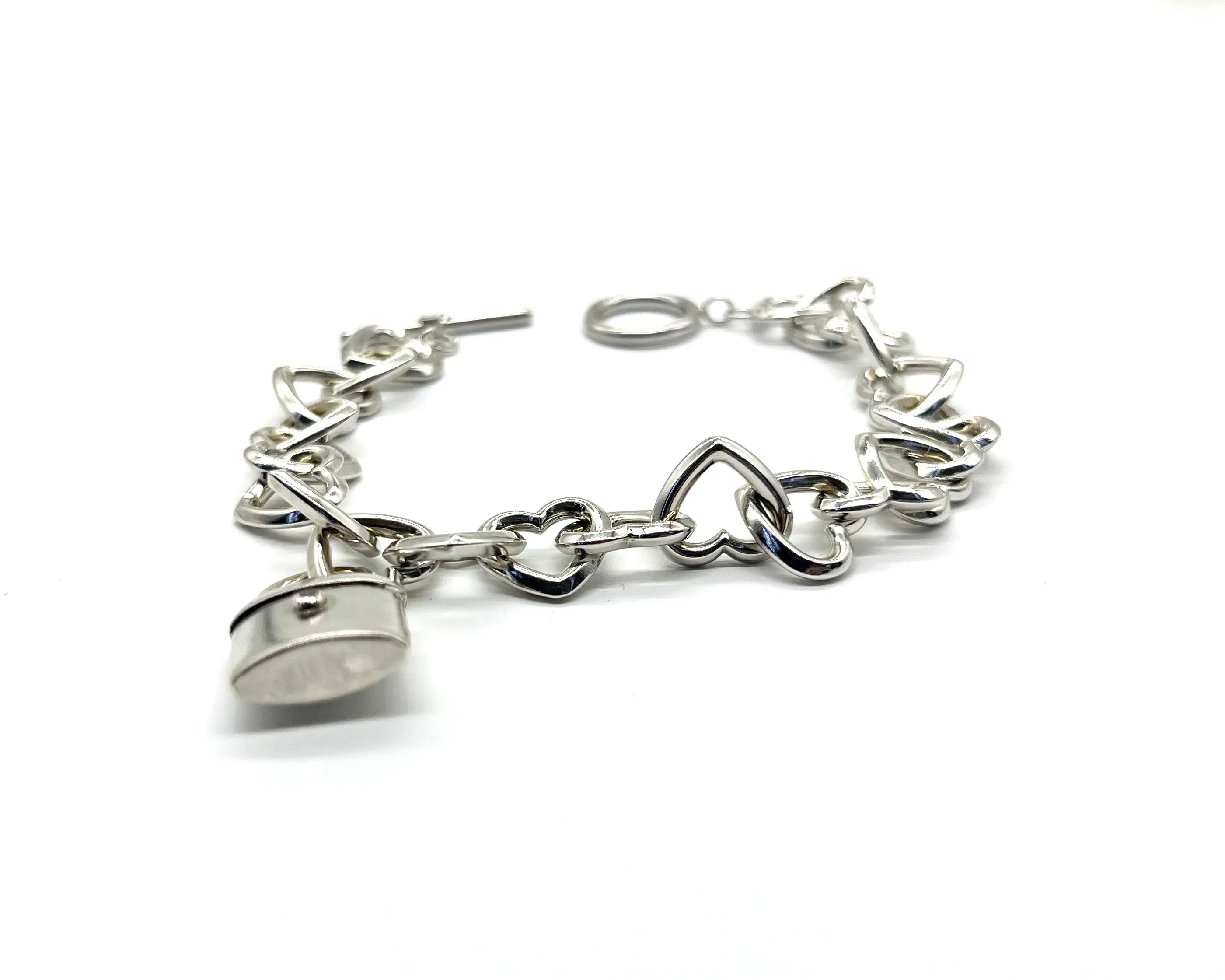 14k White Gold Heart Link Toggle Bracelet with Lock