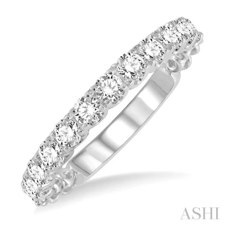 3/4 ctw Lattice Round Cut Diamond Wedding Band in 14K White Gold