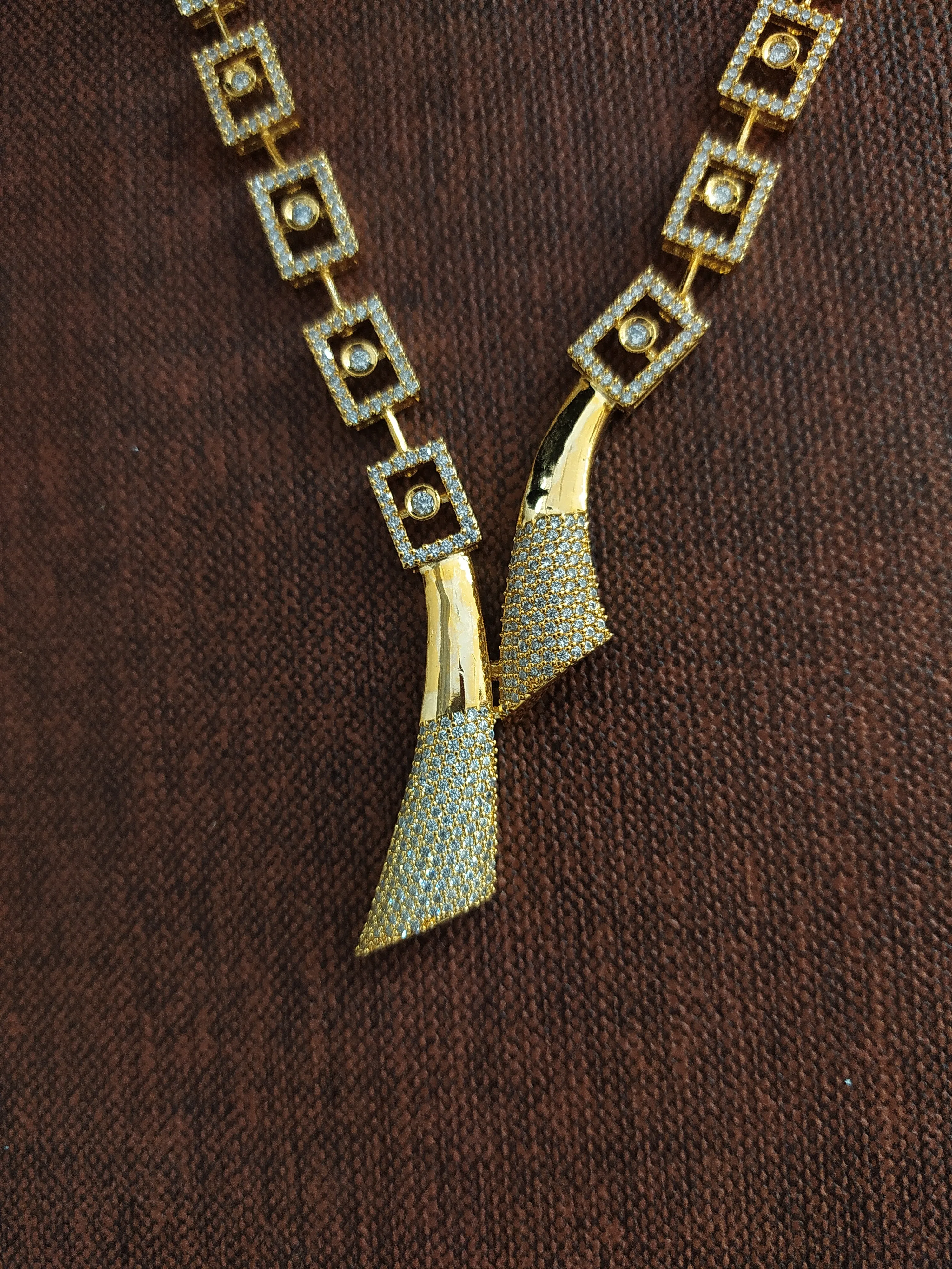 Beautiful Gold-plated Fancy Necklace Set