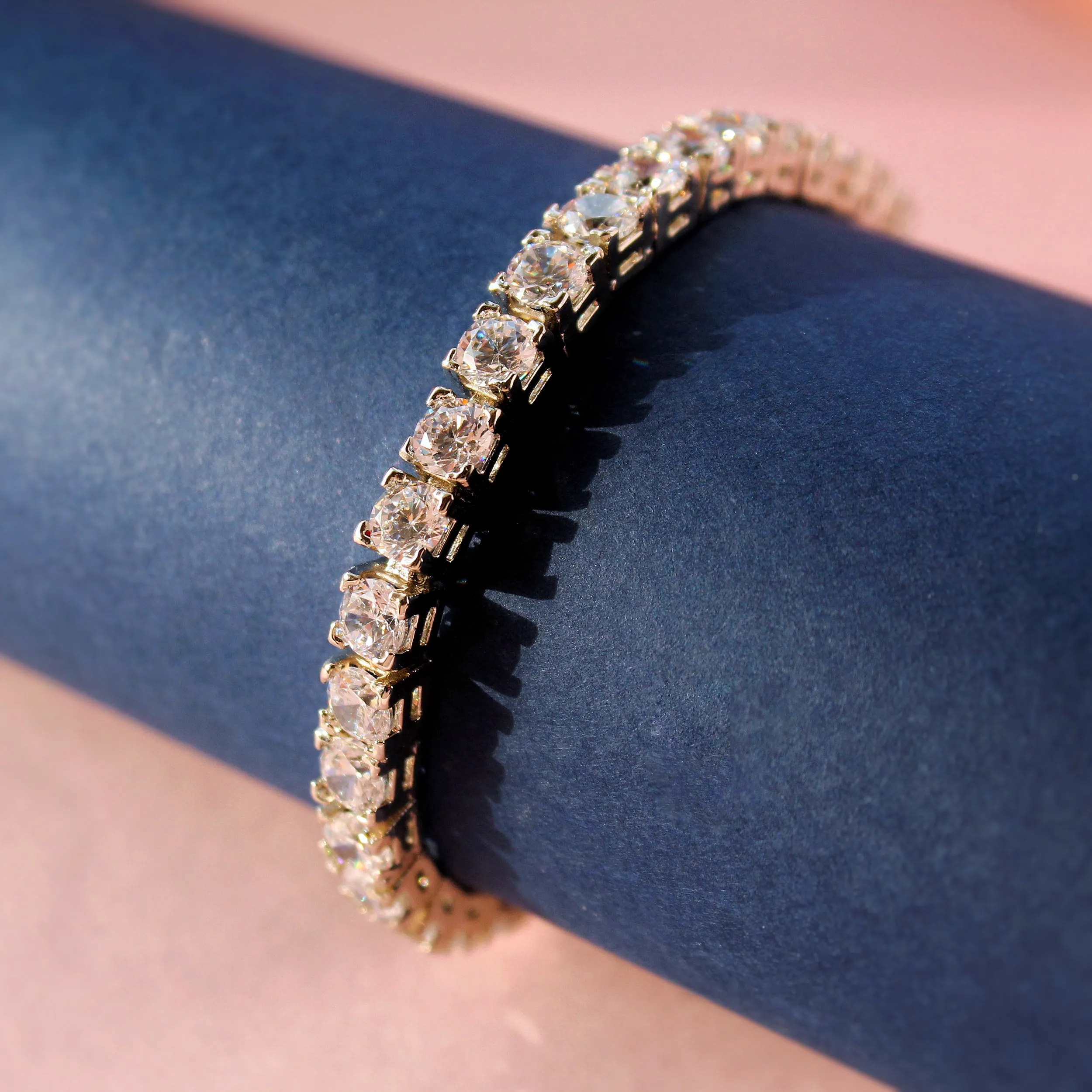 Bracelet in Cubic Zircons