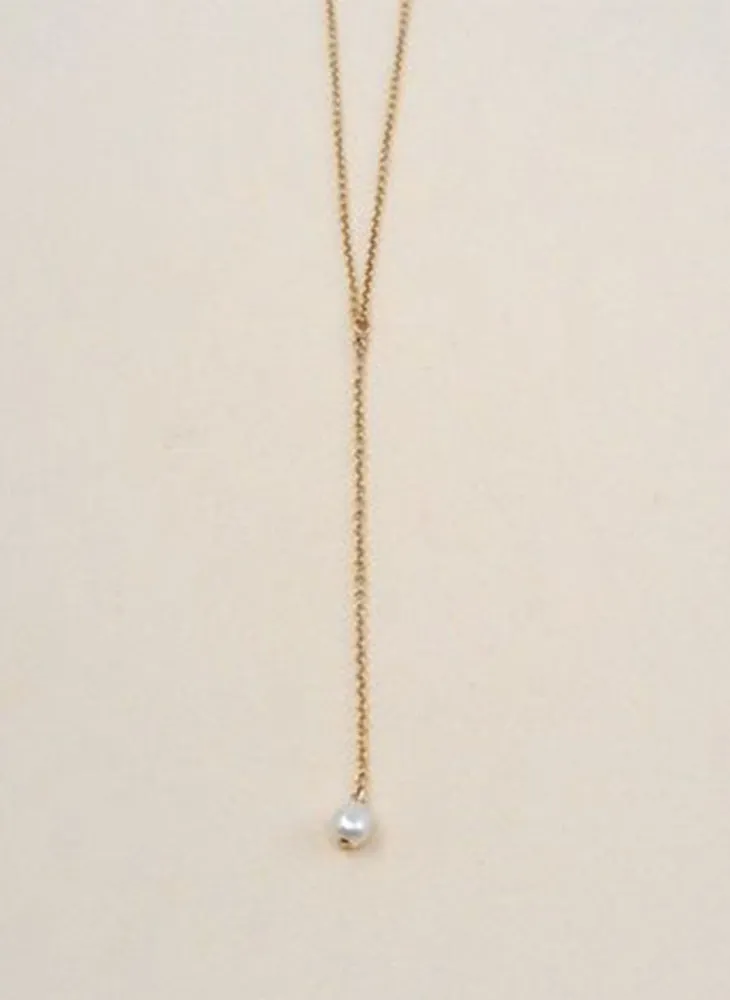 Dainty Pearl Lariat