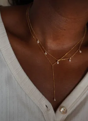 Dainty Pearl Lariat