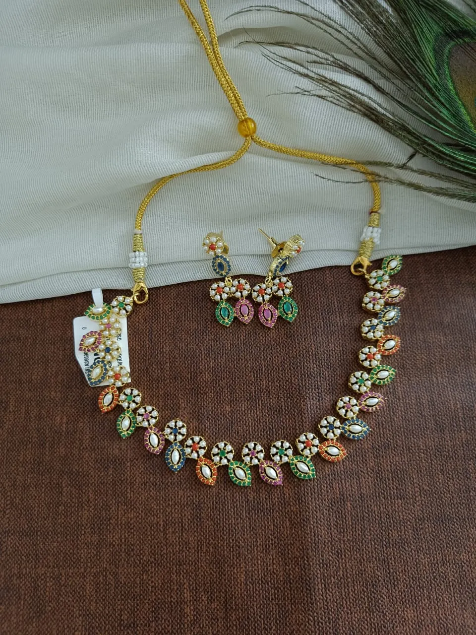 Gold-plated Pearl Necklace Set in Elegant Design