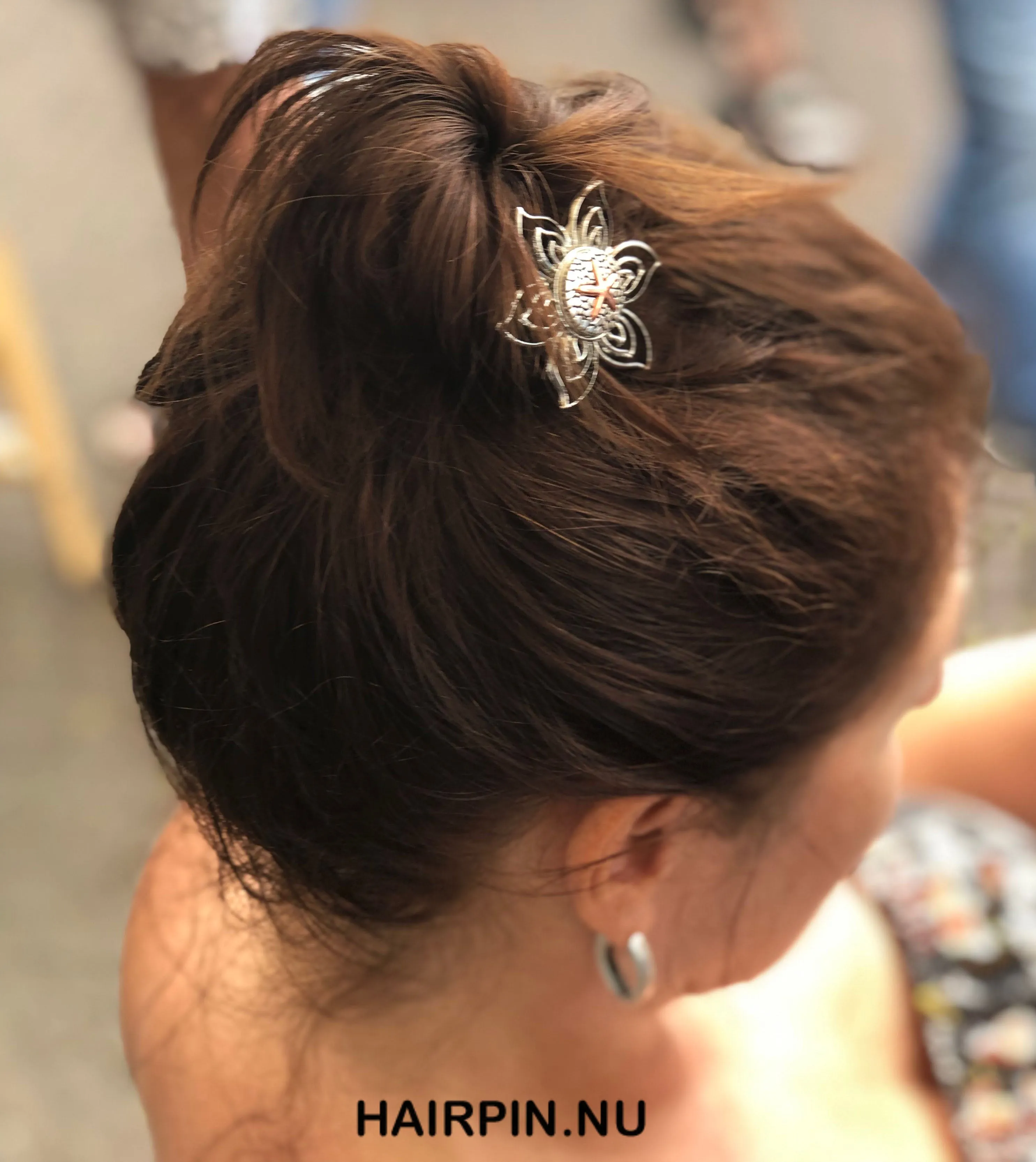 Hairpin Flower - HAIRACCESSOIRE - incl. 3 gratis clickbuttons naar keuze