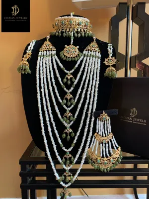 INSIA BRIDAL SET IN EMERALDS ( SHIPS IN 4 WEEKS  )