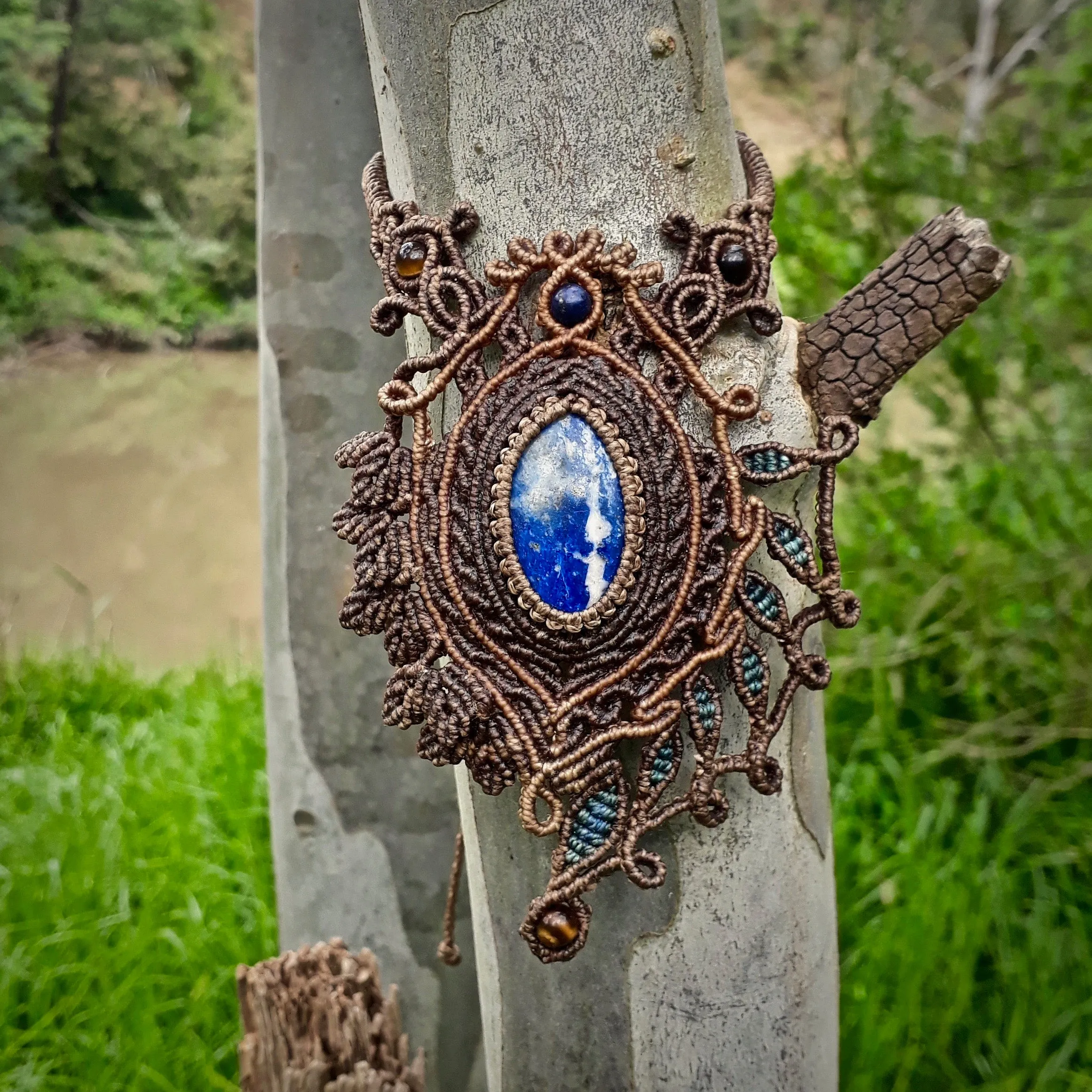 Lapis lazuli necklace (unique design)