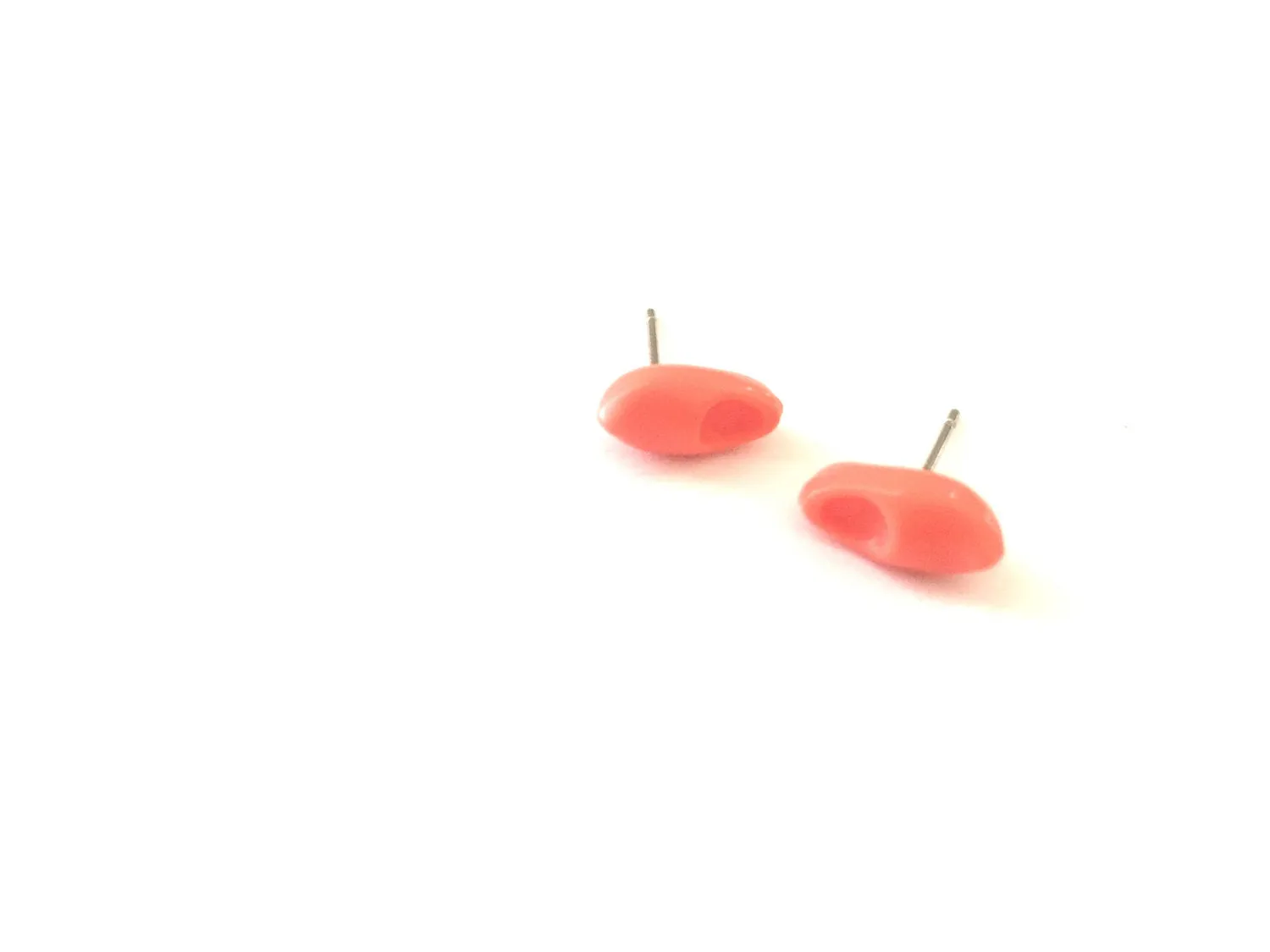 Peach Vintage Lucite Clog Stud Earrings