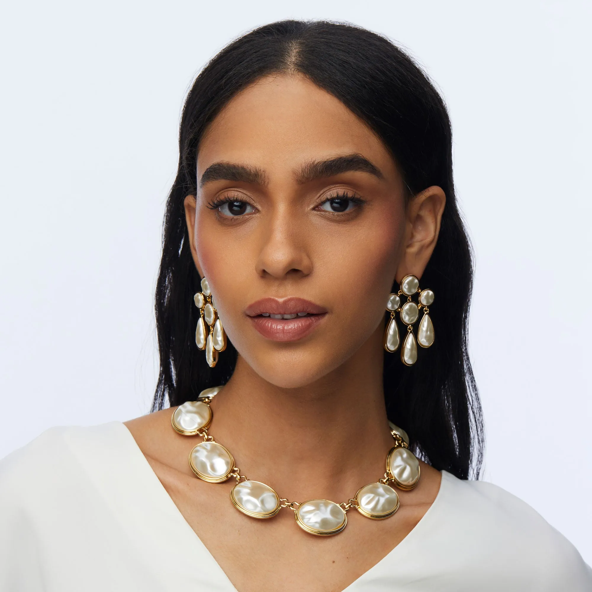 PEARL REFLECTION COLLAR NECKLACE