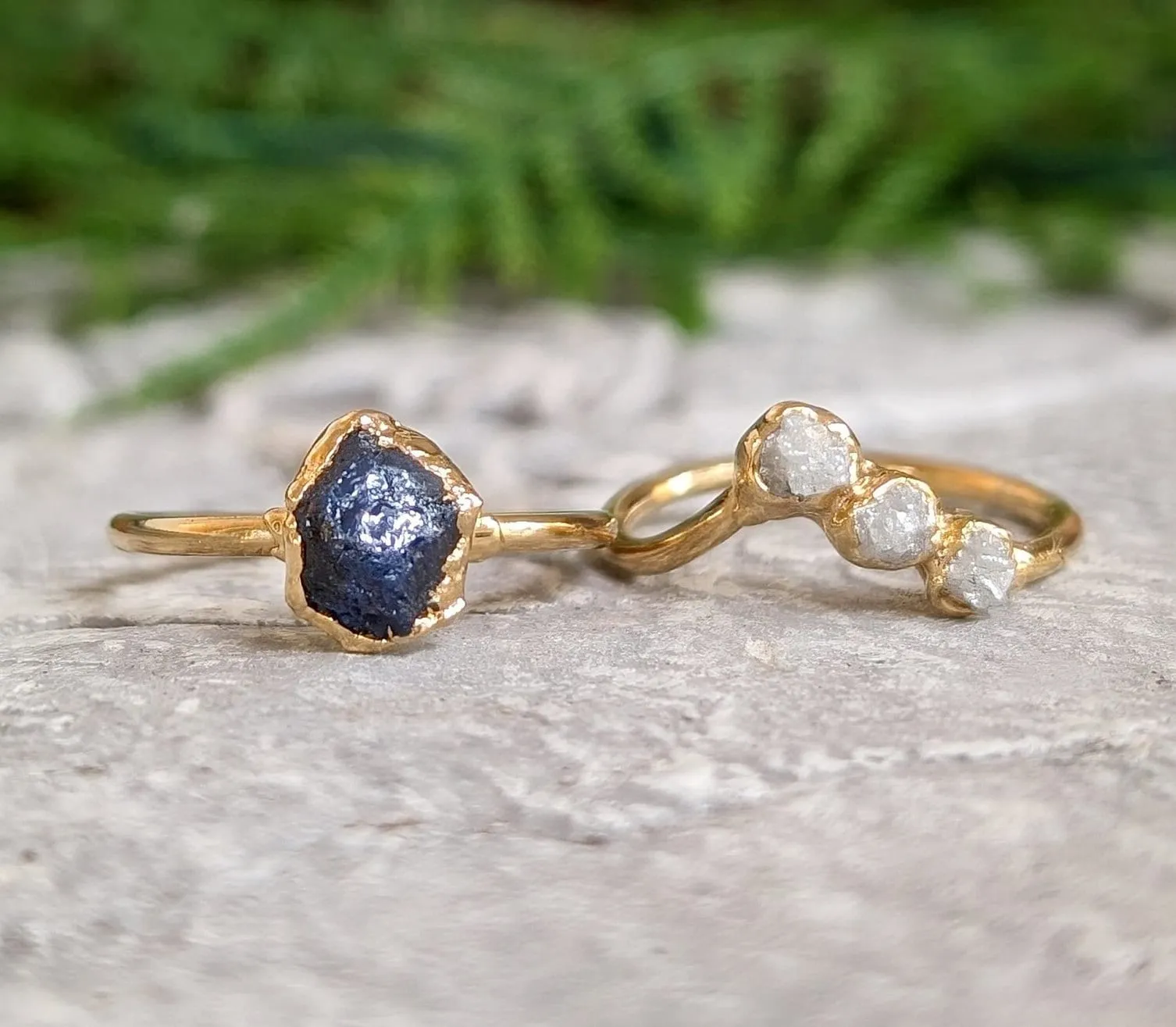 Raw Sapphire & rough diamond Chevron wedding ring set