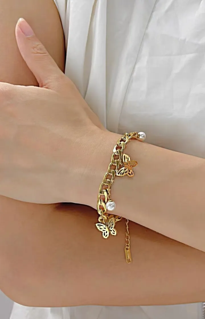 Renata Multi-butterfly and Pearl Pendant Chain Bracelet in Gold