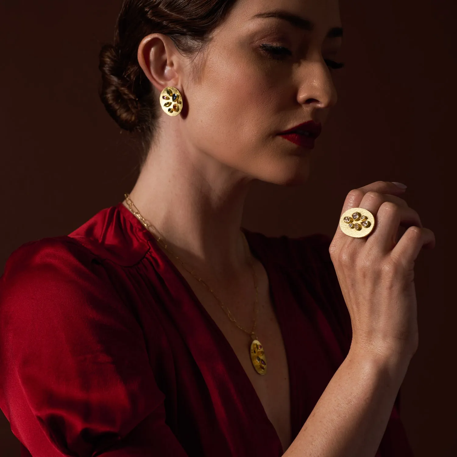 Silk Textured Gold and Diamond Ring