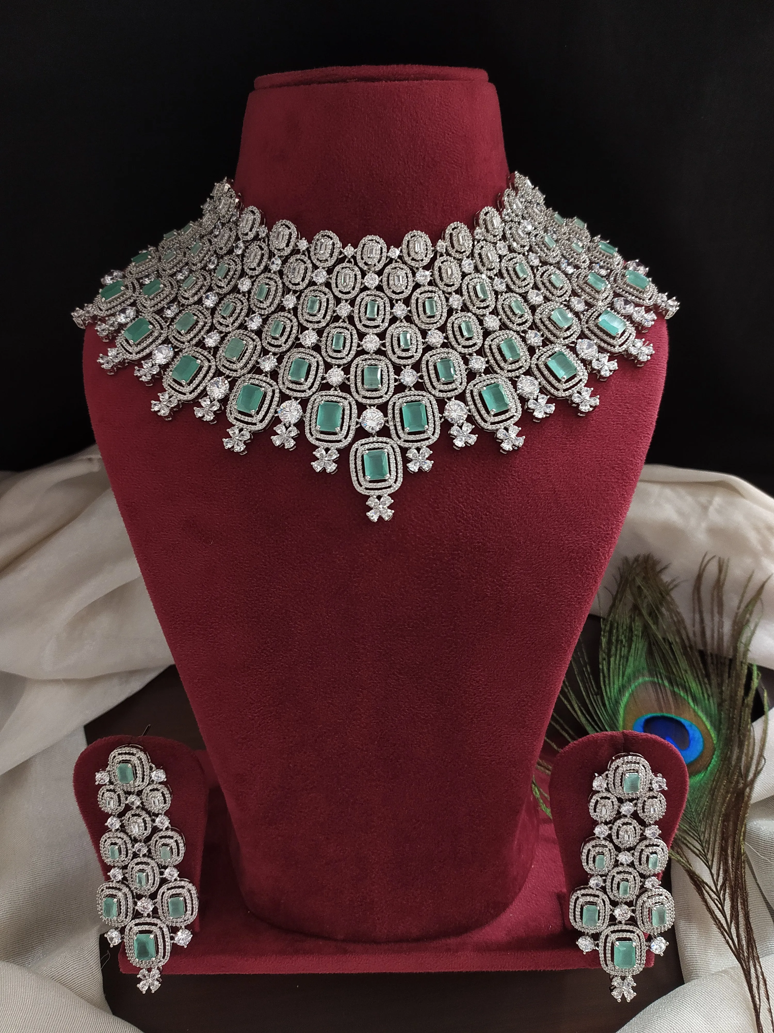 Splendid Heavy Bridal Choker Set in mint Colour