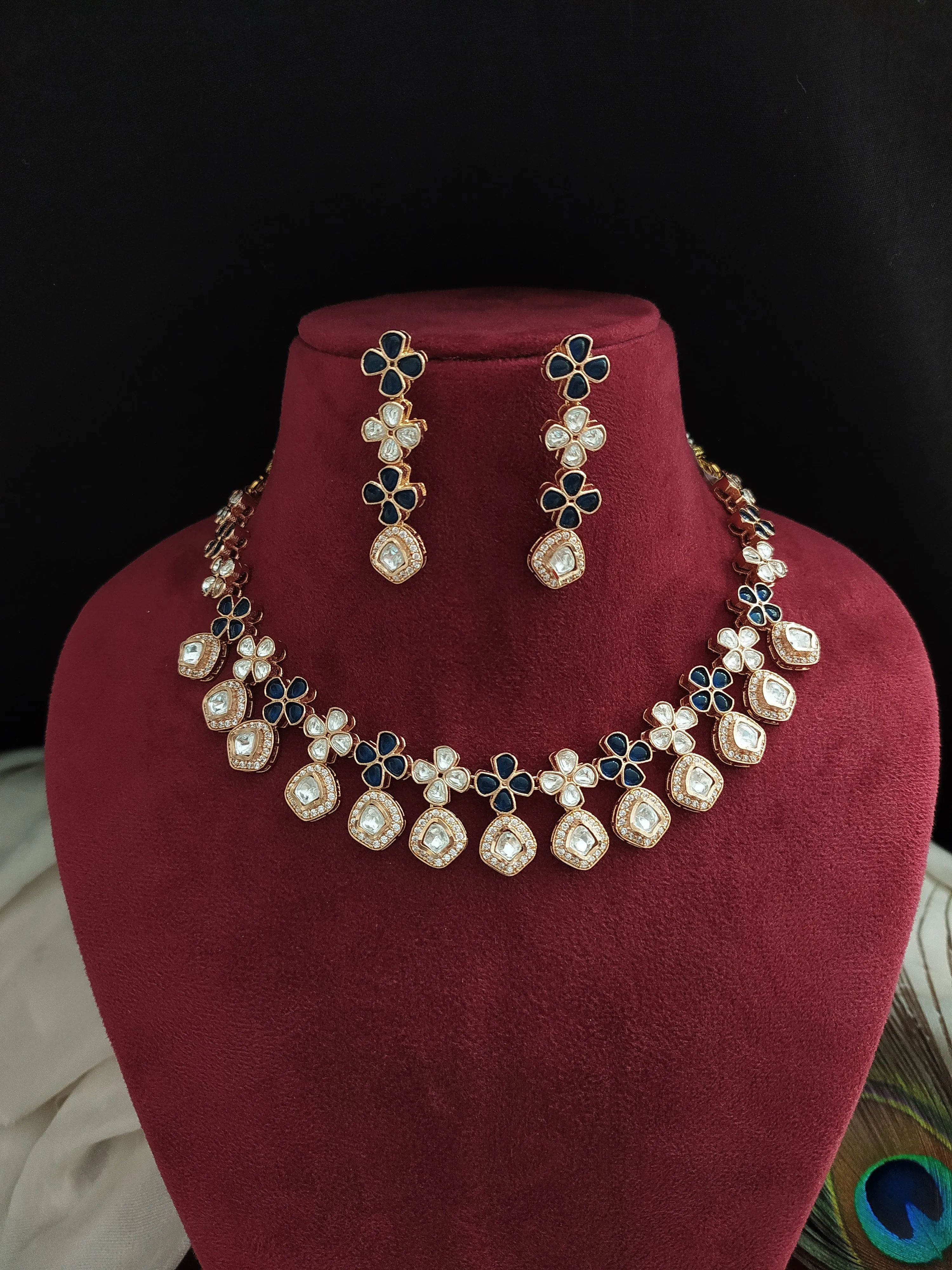 Stunning Hydro Blue  Necklace In Floral Design