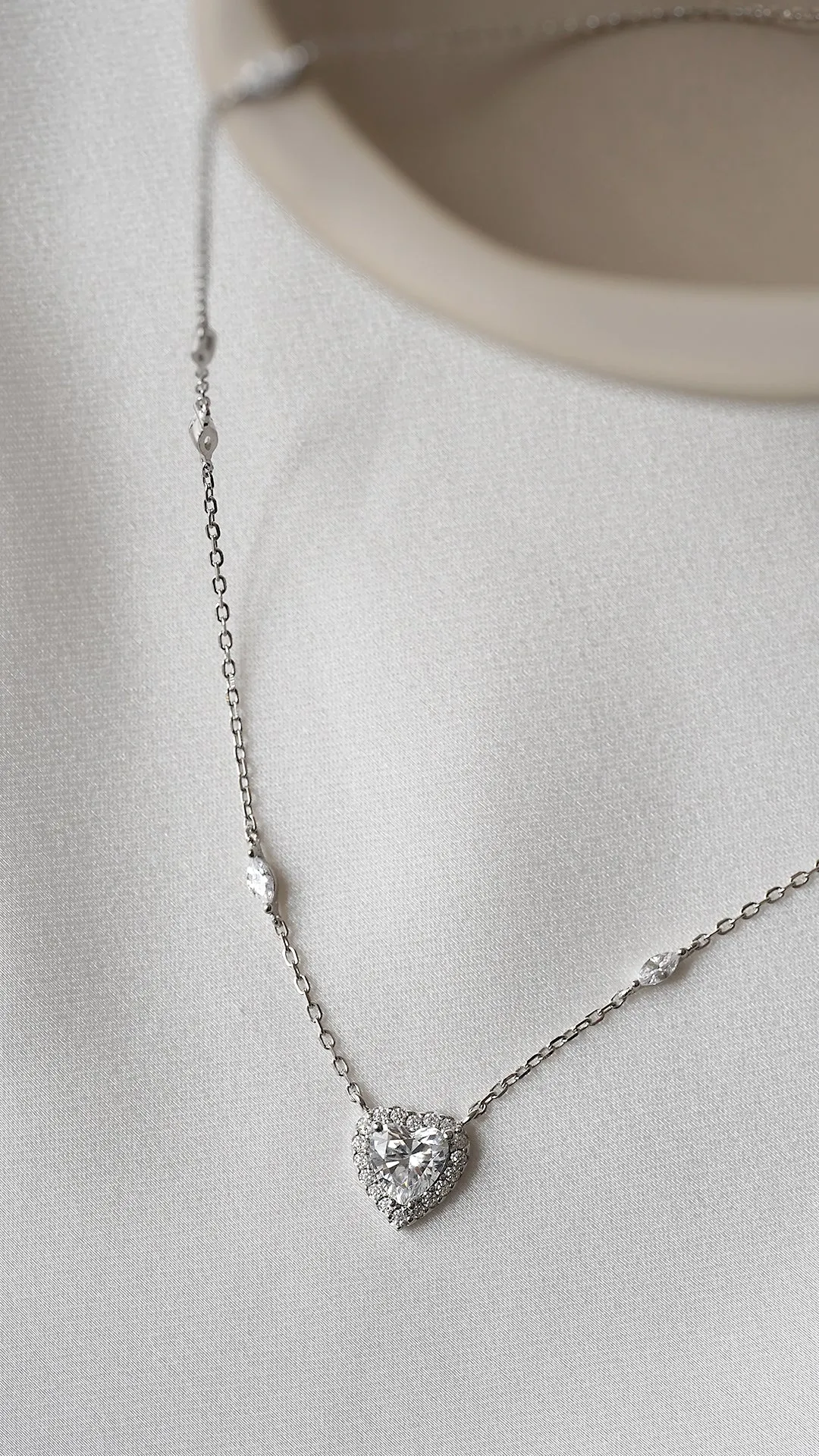 Sweetheart Zircon Silver Necklace