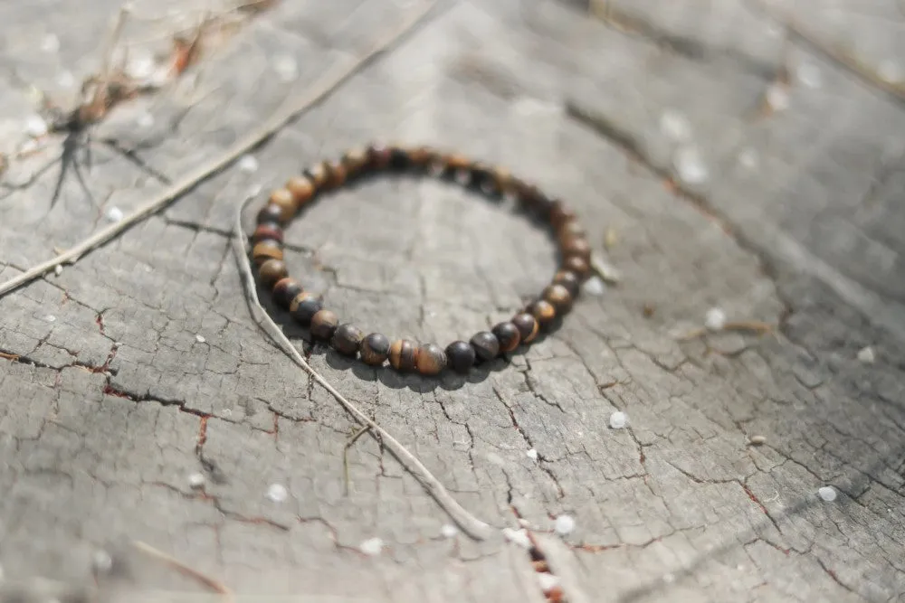 Tiger Eye bracelet for men, brown beaded bracelet, good luck protection stone, men's bracelet beads, 6mm beads, stretchable, gift for him, festival jewelry