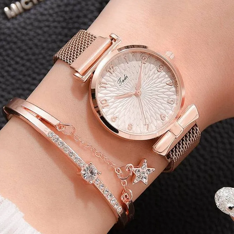 Women's Luxury Magnetic Quartz Bracelet Watch